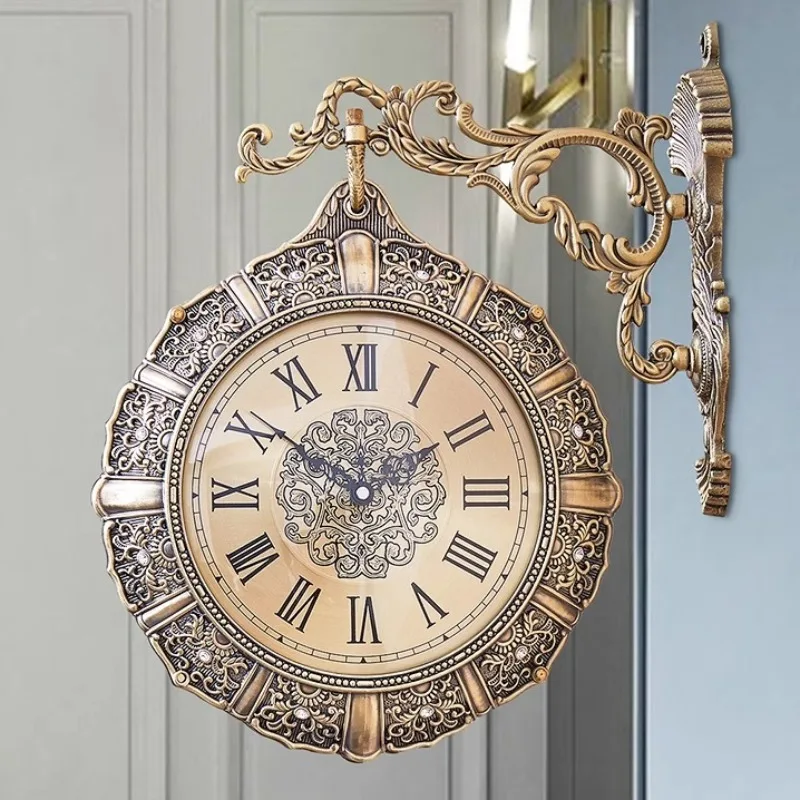Luxury Lifestyle Aesthetics - Nordycki Retro Zegar Ścienny do Salonu
