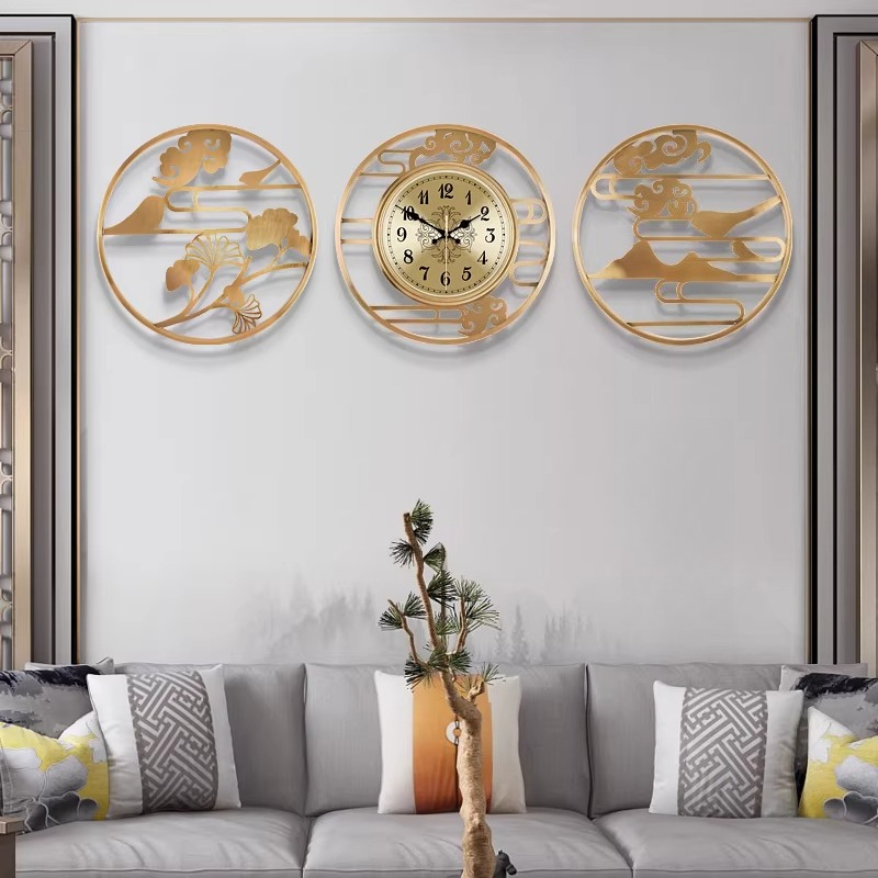 Luxury Lifestyle Aesthetics - Okrągły, minimalistyczny zegar ścienny w stylu