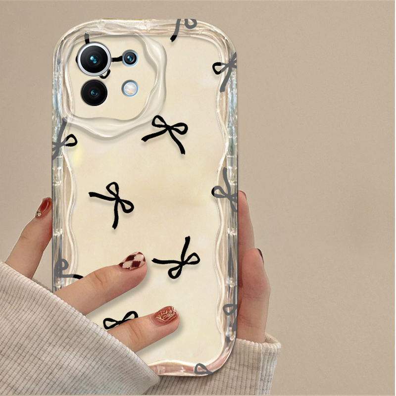 Czarne etui z kokardką i serdu – Xiaomi Poco X6 recenzja i cena
